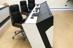 斜面操作臺(tái)的優(yōu)點(diǎn)有哪些？